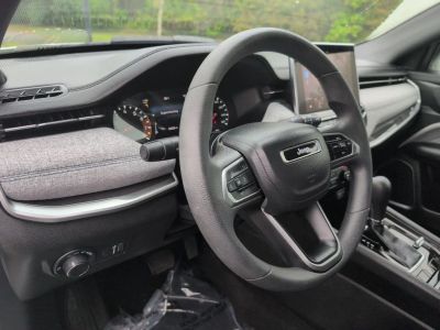 2023 Jeep Compass — photo 28 view