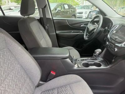 2024 Chevrolet Equinox — photo 10 view