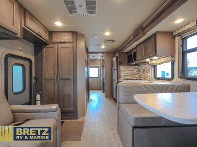 2022 Thor Motor Coach Omni - Photo 13