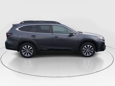 2024 Subaru Outback — photo 8 view