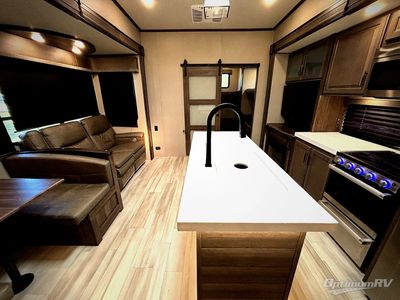 2022 Grand Design Solitude S-Class - Photo 4