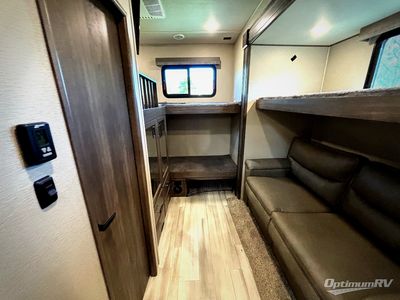 2022 Grand Design Solitude S-Class - Photo 20