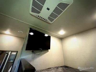 2022 Grand Design Solitude S-Class - Photo 26
