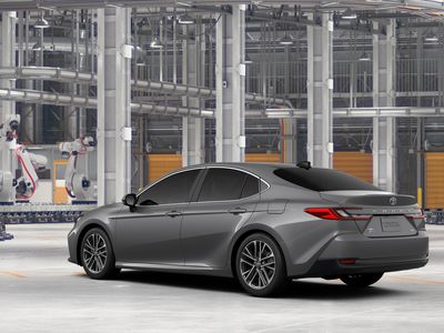 2026 Toyota Camry - Photo 8