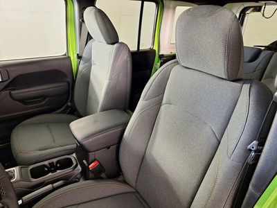 2026 Jeep Wrangler - Photo 11
