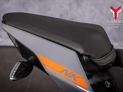 2023 CFMOTO 300NK - Photo 8