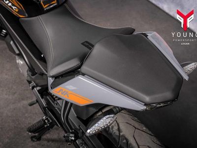 2023 CFMOTO 300NK - Photo 21