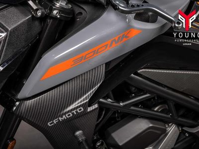 2023 CFMOTO 300NK - Photo 18