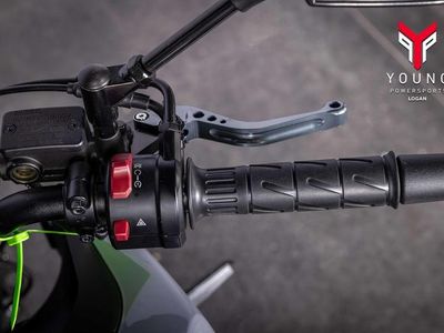 2023 CFMOTO 300NK - Photo 27