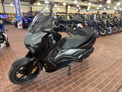 2025 Yamaha XMAX - Photo 2