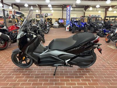 2025 Yamaha XMAX - Photo 8