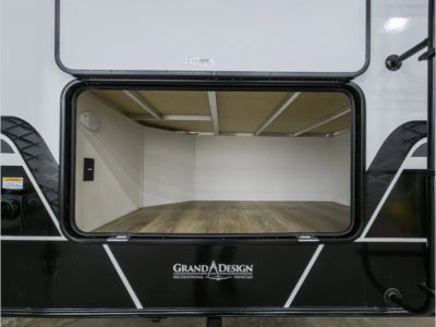 2027 Grand Design Reflection 100 Series - Photo 6
