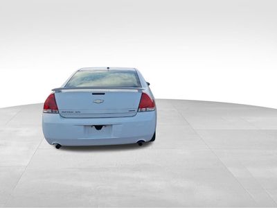 2014 Chevrolet Impala Limited - Photo 9