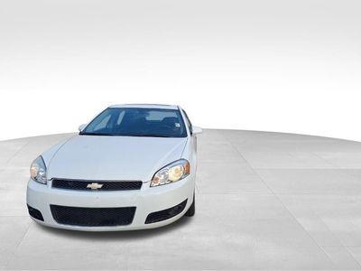2014 Chevrolet Impala Limited - Photo 4