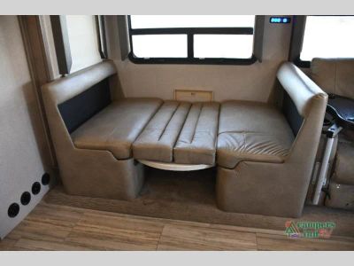 2021 Dynamax DX3 — photo 34 view