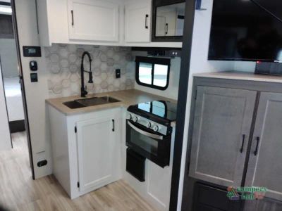 2026 Venture RV SportTrek Stinger — photo 14 view