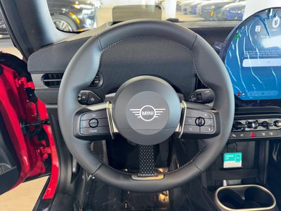 2026 MINI Convertible - Photo 14
