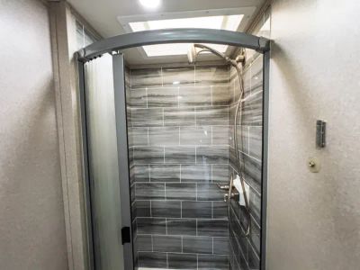 2021 Dynamax ISATA 3 — photo 17 view