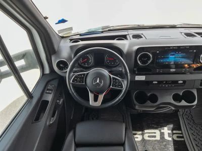 2021 Dynamax ISATA 3 — rear three-quarter view