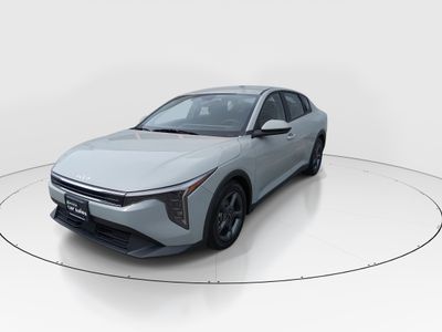 2025 Kia K4 - Photo 3