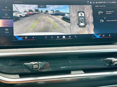 2026 BMW X5 — photo 11 view