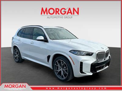 2026 BMW X5 sDrive40i in White — front three-quarter view