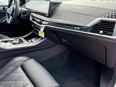2026 BMW X5 — photo 24 view