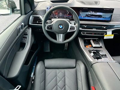 2026 BMW X5 — photo 17 view