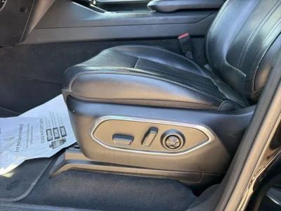 2023 Jeep Wagoneer - Photo 10