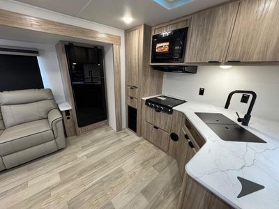 2025 Winnebago Access - Photo 24