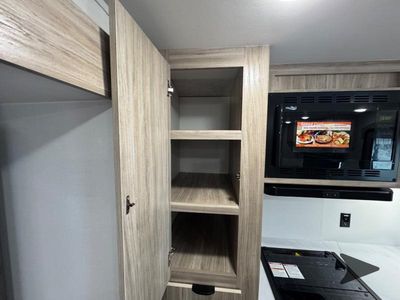 2025 Winnebago Access - Photo 34