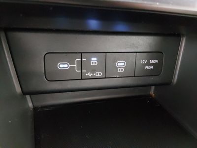 2024 Hyundai Sonata - Photo 18