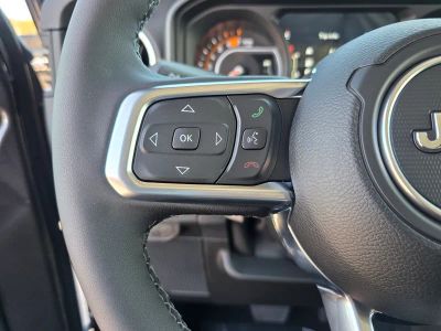 2026 Jeep Wrangler — photo 17 view