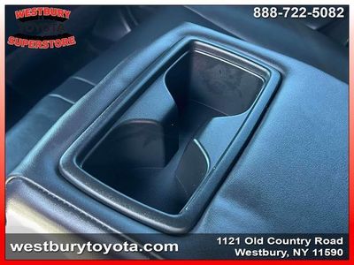 2021 Toyota RAV4 Hybrid - Photo 16