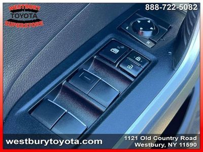 2021 Toyota RAV4 Hybrid - Photo 19