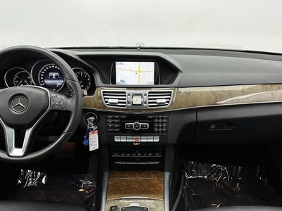 2014 Mercedes-Benz E-Class - Photo 25