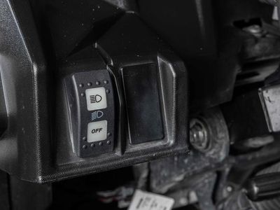 2022 Can-Am Commander MAX DPS - Photo 14