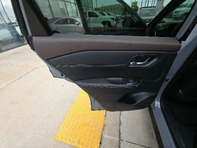 2023 Nissan Rogue — photo 23 view