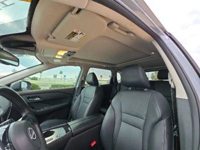 2023 Nissan Rogue — photo 14 view