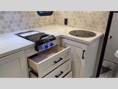 2026 Jayco Jay Feather Air - Photo 13