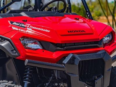 2025 Honda Pioneer 1000-5 - Photo 15
