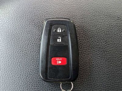 2022 Toyota RAV4 Hybrid - Photo 29