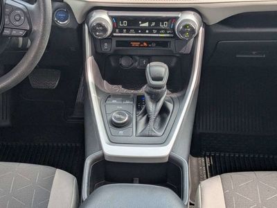 2022 Toyota RAV4 Hybrid - Photo 17