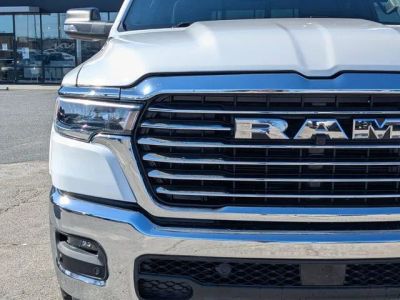 2025 Ram 1500 — photo 9 view