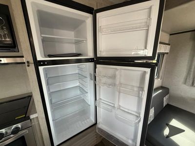 2022 Coachmen RV Catalina Legacy - Photo 14