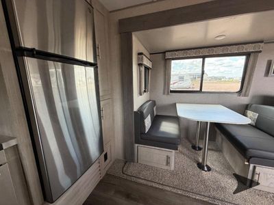2022 Coachmen RV Catalina Legacy - Photo 13