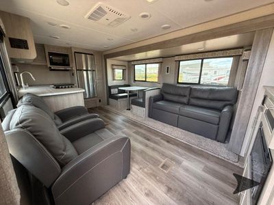 2022 Coachmen RV Catalina Legacy - Photo 8