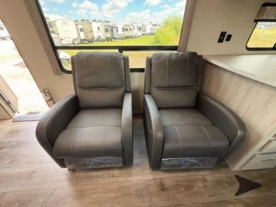 2022 Coachmen RV Catalina Legacy - Photo 10