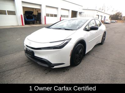 2025 Toyota Prius LE - Photo 10