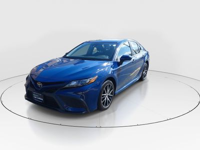 2024 Toyota Camry - Photo 3